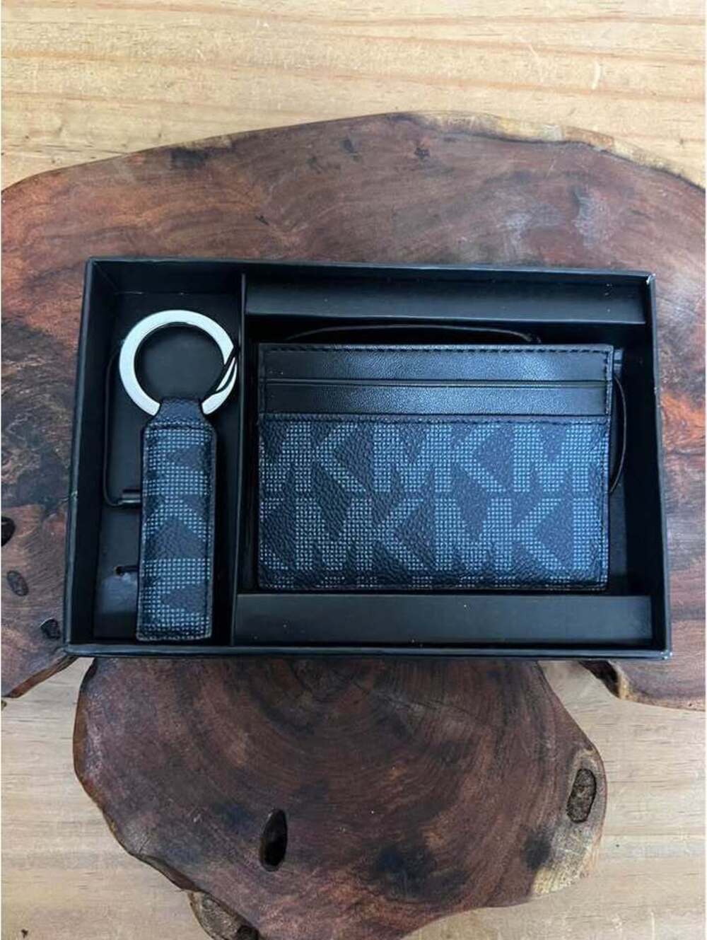 New! Michael Kors Credit Card Holder and Keychain Set in Original Box Black Blue